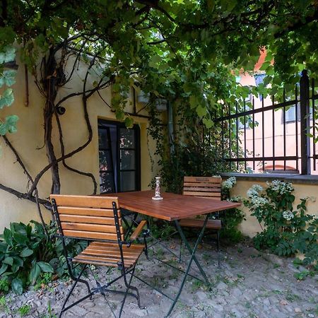 Aparthotel Casa Josef Bacon - La Strada - Sighişoara Exterior foto