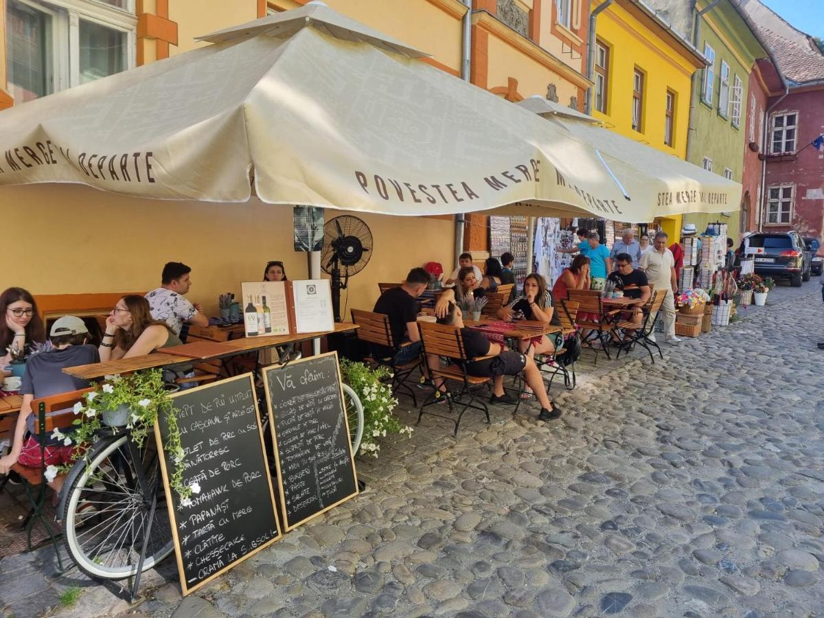 Aparthotel Casa Josef Bacon - La Strada - Sighişoara Exterior foto