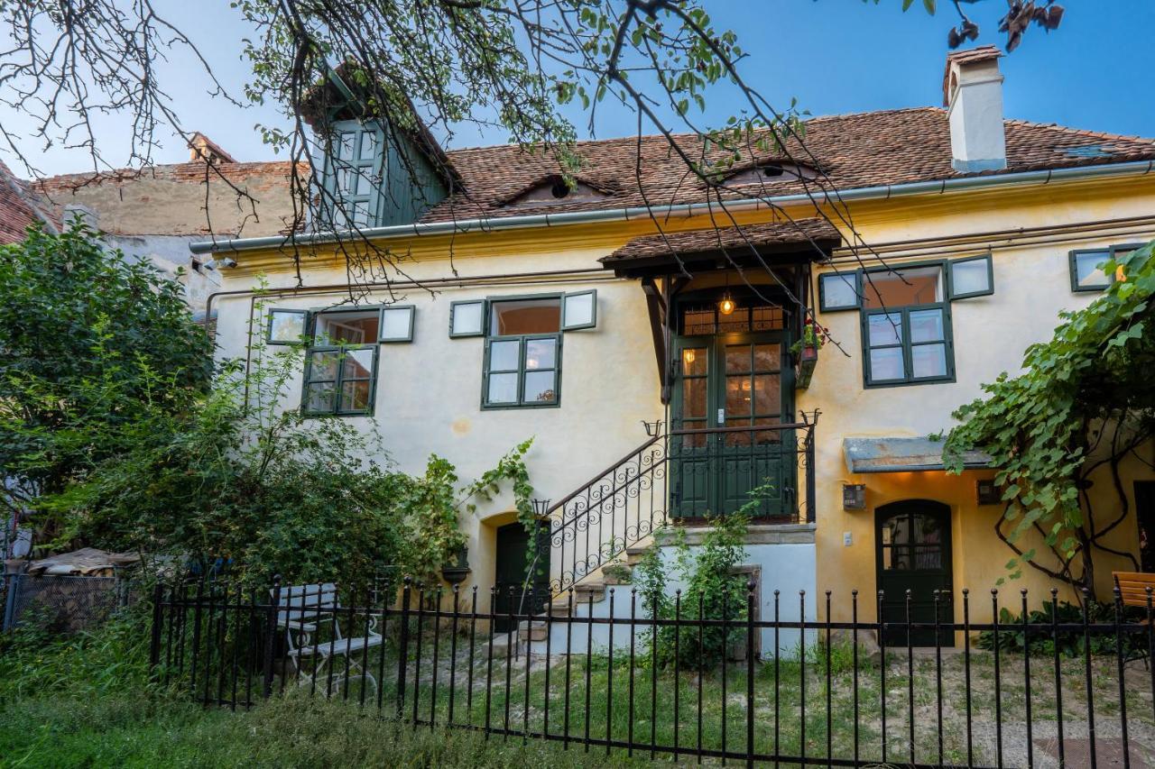 Aparthotel Casa Josef Bacon - La Strada - Sighişoara Exterior foto